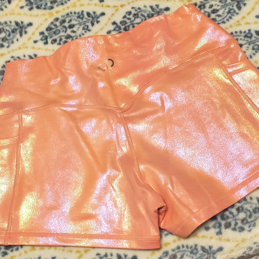 NWOT Curves and Combatboots athletic shorts size large